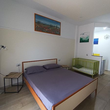 Bordoriva Formia Exterior foto