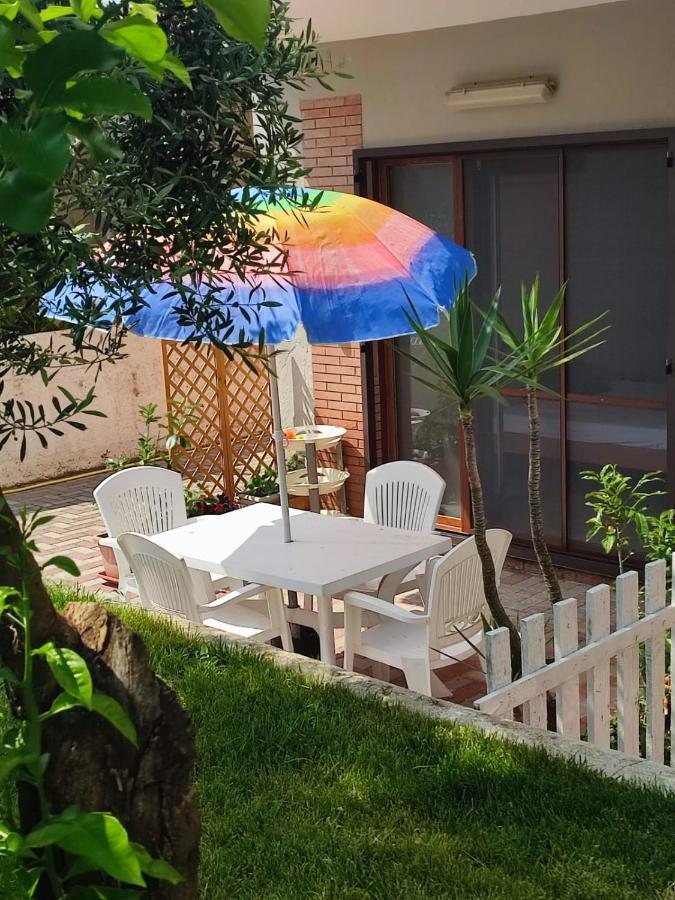 Bordoriva Formia Exterior foto
